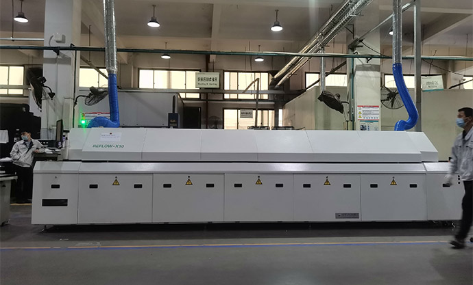 上海鷹峰電子科技股份有限公司向我司定制一臺(tái)高端十溫區(qū)氮?dú)饣亓骱?></a>
                  </div>
                  <div   id=